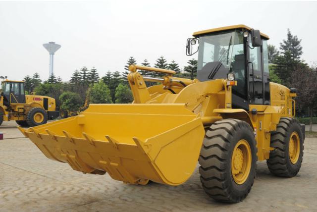 裝載機急轉向方向沉的分析排除